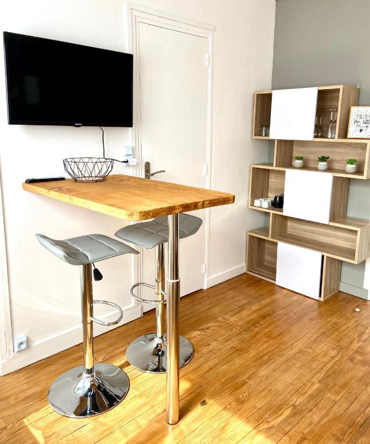 6- Appartement De 2 Pieces Refait A Neuf En Centre Ville Dieppe Dış mekan fotoğraf